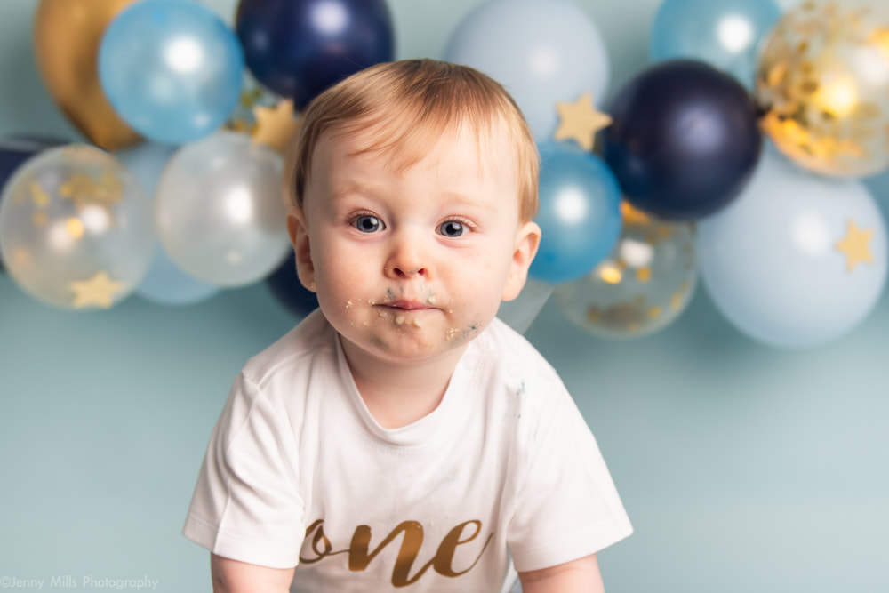 First Birthday Cake Smash | Sussex, WI Baby Milestone Photographer |  Michelle Alyce Photography — Michelle Alyce Photography